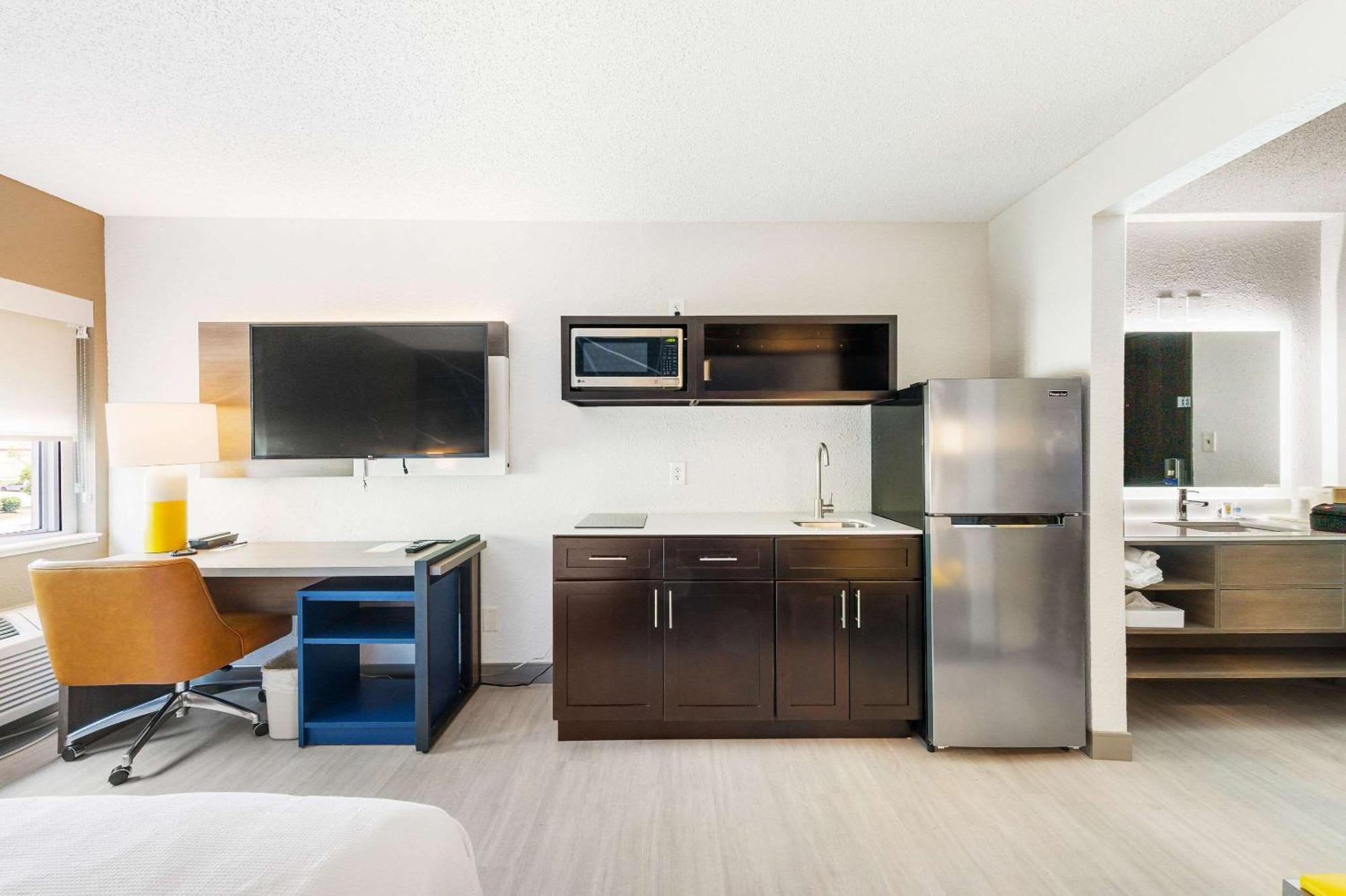 Comfort Inn Mayfield Heights Cleveland East Zewnętrze zdjęcie